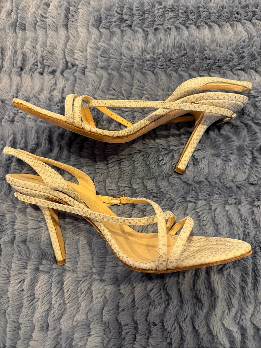 EUC SZ8 Kate Spade New York Grey Snakeskin Strappy Heels - Picture 2 of 6